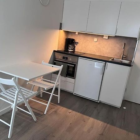 Laegenhet Med Egen Ingang. Appartement Sundsvall Buitenkant foto